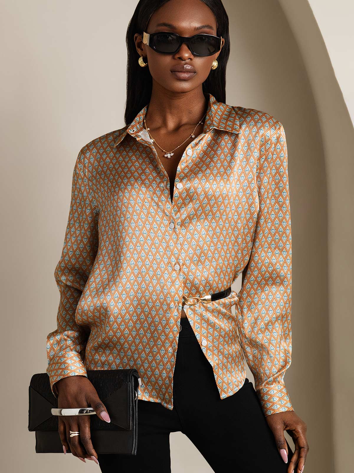 Camisa básica de cuello militar de seda de 19 momme