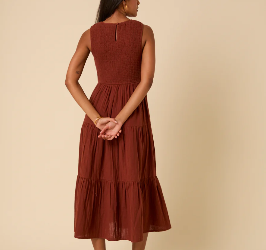 Vestido Lisan sin mangas escalonado